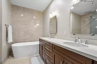 34 NW 7th St, Boca Raton, FL 33432 - Photo 25