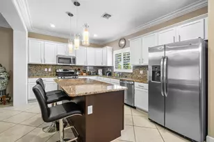 34 NW 7th St, Boca Raton, FL 33432 - Photo 19