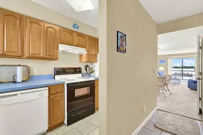 1300 Seaway Dr, Unit #E 5, Fort Pierce, FL 34949 - Photo 11
