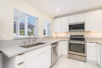 369 Valley Forge Road, West Palm Beach, FL 33405 - Photo 9