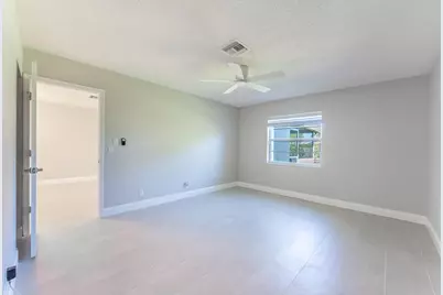 2501 Del Aire Boulevard, Unit #20-B, Delray Beach, FL 33445 - Photo 13