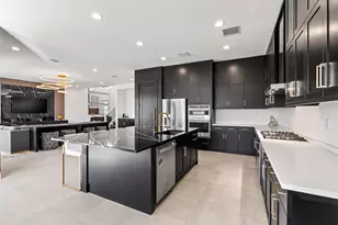 8258 Essex Country Clb Dr, Boca Raton, FL 33434 - Photo 25