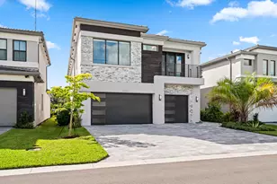 8258 Essex Country Clb Dr, Boca Raton, FL 33434 - Photo 3