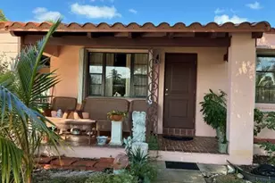 617 NE 8th Ave, Boynton Beach, FL 33435 - Photo 17