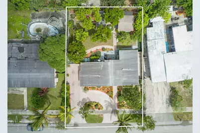 249 NE 43rd Street, Deerfield Beach, FL 33064 - Photo 23
