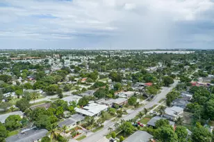 249 NE 43rd St, Deerfield Beach, FL 33064 - Photo 19