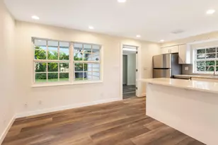 359 Garden Blvd, Palm Beach Gardens, FL 33410 - Photo 9