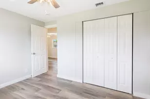359 Garden Blvd, Palm Beach Gardens, FL 33410 - Photo 19