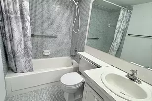 2002 Ellsemere A, Deerfield Beach, FL 33442 - Photo 15