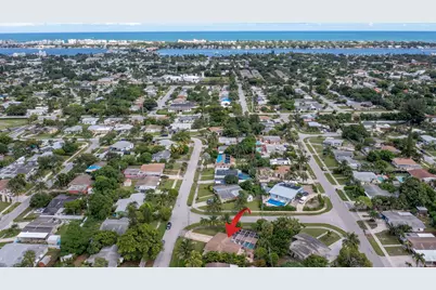 1002 W Broome Street, Lantana, FL 33462 - Photo 27