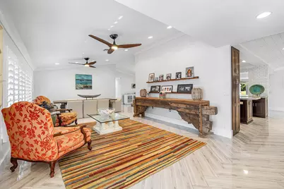 7425 NE Bay Cove Court, Boca Raton, FL 33487 - Photo 9