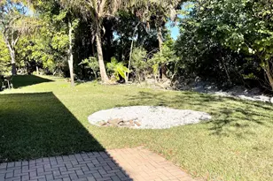 870 Gazetta Way, West Palm Beach, FL 33413 - Photo 7