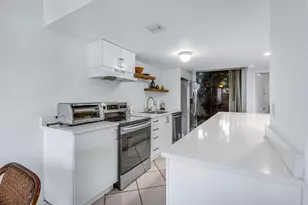 2003 Bridgewood Dr, Boca Raton, FL 33434 - Photo 15