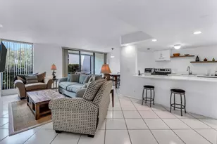 2003 Bridgewood Dr, Boca Raton, FL 33434 - Photo 7