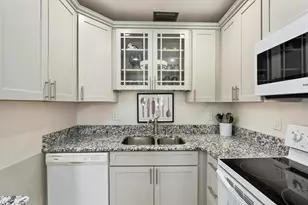2600 SE Ocean Blvd Unit, Stuart, FL 34996 - Photo 5
