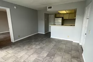 718 Executive Center Dr, West Palm Beach, FL 33401 - Photo 3