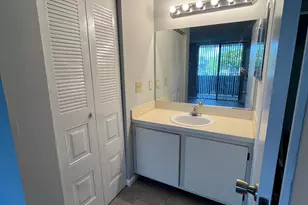 718 Executive Center Dr, West Palm Beach, FL 33401 - Photo 7