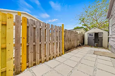 10592 SW Sandalfoot Boulevard, Boca Raton, FL 33428 - Photo 21