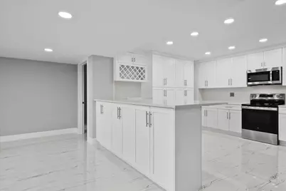 3040 Lake Shore Drive, Unit #101, Riviera Beach, FL 33404 - Photo 3