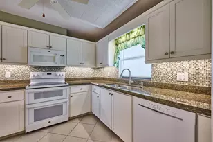 200 Intracoastal Pl, Jupiter, FL 33469 - Photo 17