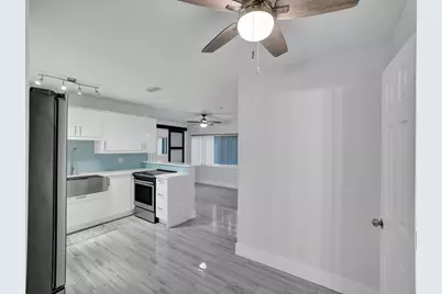 601 NE 59th Court, Oakland Park, FL 33334 - Photo 13
