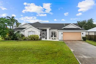 2962 SE Bella Rd, Port Saint Lucie, FL 34984 - Photo 3