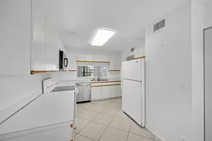 4725 Lucerne Lakes Blvd E, Lake Worth, FL 33467 - Photo 5