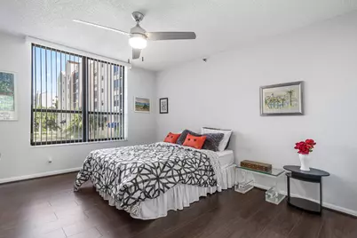 7572 Regency Lake Drive, Unit #401, Boca Raton, FL 33433 - Photo 19