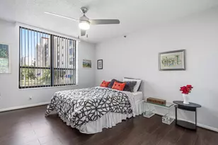 7572 Regency Lake Dr, Boca Raton, FL 33433 - Photo 19