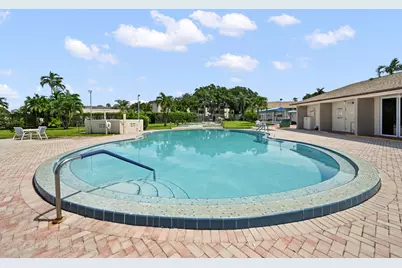715 Lori Drive, Unit #307, Palm Springs, FL 33461 - Photo 31