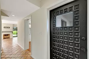 1906 Presidential Way, West Palm Beach, FL 33401 - Photo 3