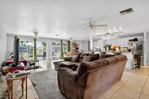 1413 Westchester Dr N, West Palm Beach, FL 33417 - Photo 17