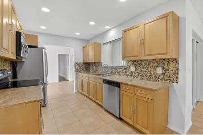 4135 Bay Laurel Way, Boca Raton, FL 33487 - Photo 17