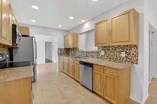 4135 Bay Laurel Way, Boca Raton, FL 33487 - Photo 17