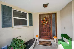 8011 45th Way N, Palm Beach Gardens, FL 33418 - Photo 5