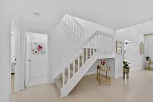 479 Prestwick Cir, Palm Beach Gardens, FL 33418 - Photo 17