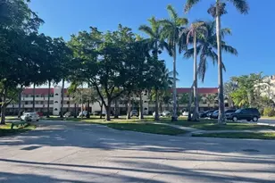 2700 Sunrise Lakes Dr W, Sunrise, FL 33322 - Photo 19