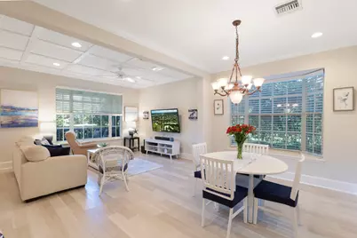 812 Carolina Circle SW, Vero Beach, FL 32962 - Photo 11