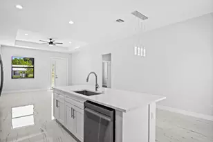 4711 Seagrape Dr, Fort Pierce, FL 34945 - Photo 5