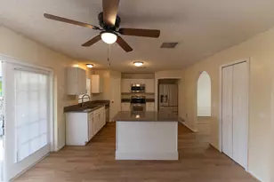 945 Gateshead Ct, Kissimmee, FL 34758 - Photo 5