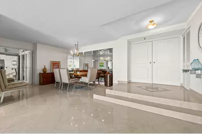 1900 Consulate Place, Unit #1905, West Palm Beach, FL 33401 - Photo 7