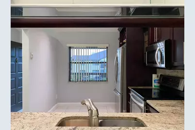 4711 Lucerne Lakes Boulevard E, Unit #204, Lake Worth, FL 33467 - Photo 7