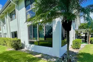 11 Southport Ln, Boynton Beach, FL 33436 - Photo 17