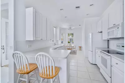 242 Poinciana Drive, Jupiter, FL 33458 - Photo 7
