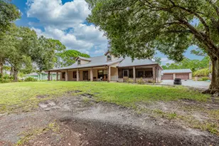 4920 Tree Top TR, Fort Pierce, FL 34951 - Photo 3