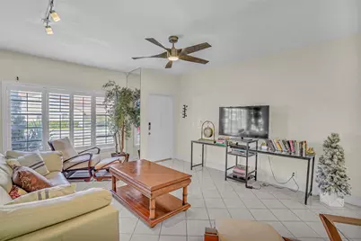 584 SE 20th Avenue, Unit #2, Deerfield Beach, FL 33441 - Photo 5
