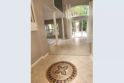 5242 Victoria Circle, West Palm Beach, FL 33409 - Photo 3