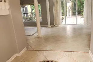 5242 Victoria Cir, West Palm Beach, FL 33409 - Photo 3