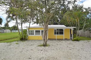 976 SW 34th Terrace, Palm City, FL 34990 - Photo 5