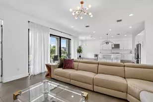 8284 Royal County Down Rd, Boca Raton, FL 33434 - Photo 11